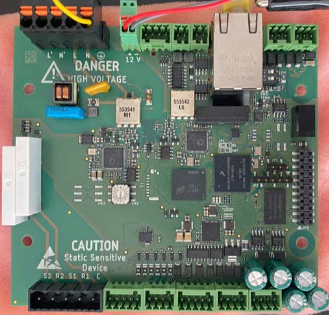 Charge Control C300 image